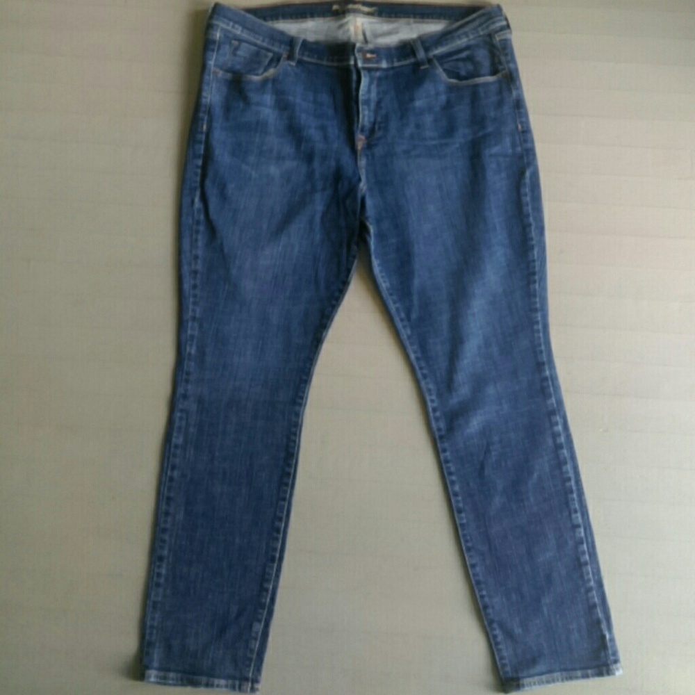 Old Navy Sweetheart
